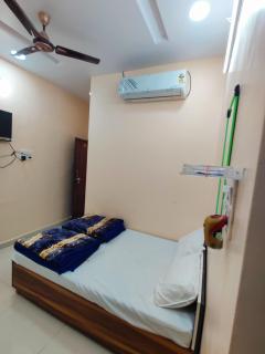 Jai Shree Mahakal Guest House - 1