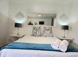 Zhantique Guest House 1- Unit 5 - 6