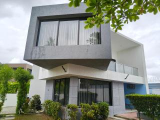 Castilo the villa - 5