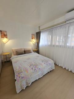 P-Phen popular condo - 5