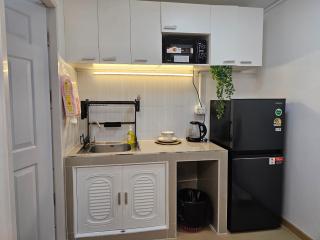 P-Phen popular condo - 3