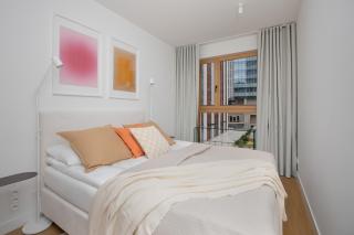 Towarowa Towers Prestigious Apartments with Parking & AC by Renters Prestige - 5