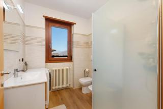 Modern Retreat with AC & Fast Wi-Fi - 5