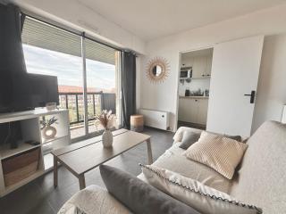 Sunset View , Studio , Parking & Wifi - 0