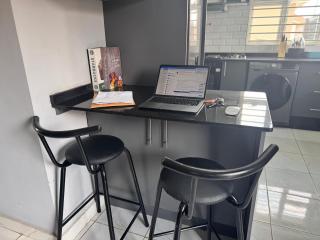 Sunset View Apartments - 7