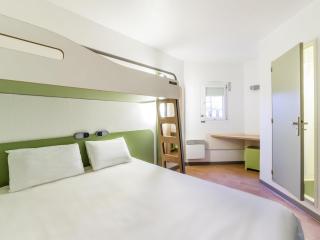 ibis Budget Caen Memorial - 4