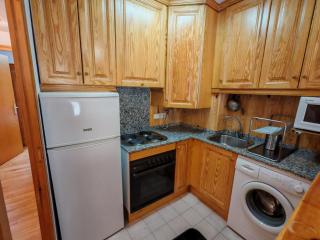 Chimenea, terraza y parking- Tu refugio acogedor - Besiberri 3 - 6