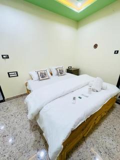 Hotel Pranjal Palace - 1