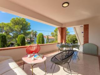 Appt 4 étoiles -2 chambres - Piscine - wifi - clim - 2