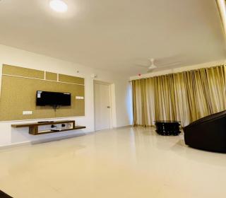 Mirage Luxuria Inn - 3