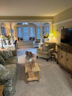 Charming Secluded Cottage with Fairy Tale Woodlands in Vermont's Green Mountains - 3