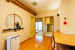 Just a short walk 心斎橋 Glico Sign 1min 道頓堀30-second 黒門市場 難波駅 Dotonbori Guesthouse 兰の阁 - 9