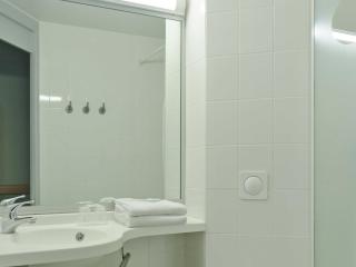 Ibis Budget Bollene - 4