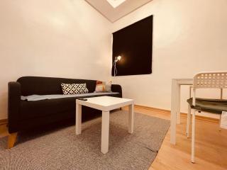 Relax Family 01 - Cozy Entire Apartement in City Center - 4