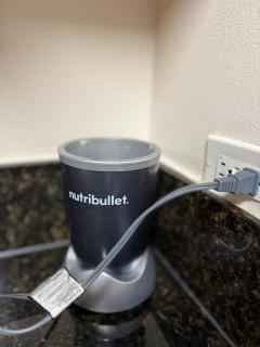 Adorable 2 bd apt in heart of Waikiki - 4