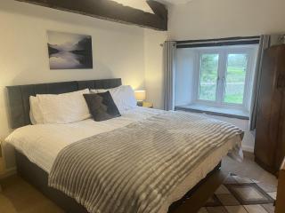 The Old Farmhouse, Yealand Redmayne, near Carnforth - 2