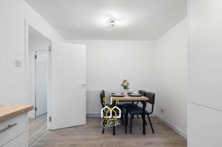 Harbour Street Stay - SJA Stays - 2 Bed Apartment - 2