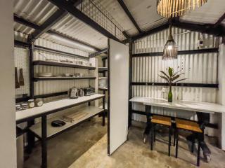 Kelana Nest Camper and Shed - Monkeys, Bats, AC, PetFriendly, BBQ - 3