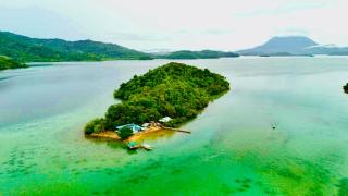 Crane Island Seafront Villa - 0