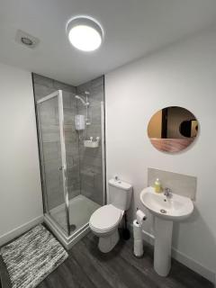 Modern City Studio Heart of Wolverhampton Appt 5 - 2