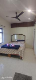 Archana Guest House River View - Hampi - 7