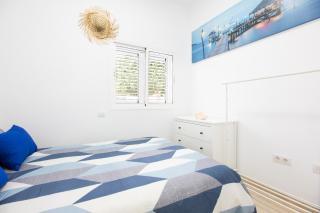 Holiday Esquinita - 4