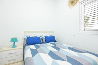 Holiday Esquinita - 5