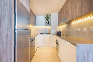 Modern Apartment with Panoramic Sea Views - 2