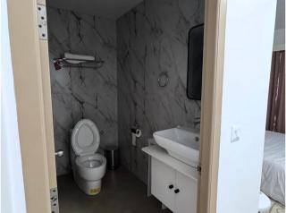 Cornerstone Suites - 4