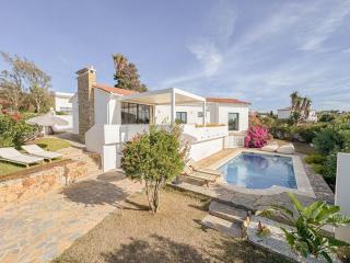 La Villa Pura Vida San Diego - Luxury Villa with Wonderful Sea View - Direct walking access to beach! 5 min from Sotogrande - 8