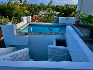 Madenge Apartments - 0