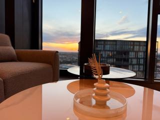 KozyGuru | Lidcombe | Olympic Park Gem + Parking - 2