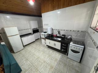 Casa completa com Ar perto da praia - 2