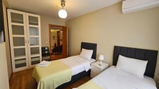 Taksim'de 2 yatak odalı daire, güvenlik, havuz, spa, otopark - 1