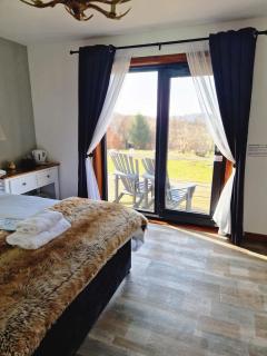 Applecross B&B and Luxury Self Catering Cabins free parking - 0
