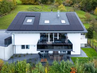 Waldklang Refugium Schwarzwald - eingezäunt - Sauna geplant - Tischkicker - Billard - 2