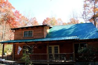Spacious Cabin Rental with Forest Views near Charleston, West Virginia - 4