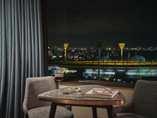 Pullman Melbourne On the Park - 1