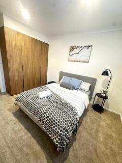 Brand New Galaxy Homes - Luxury Stay Racecourse - 7