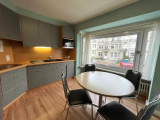 Modern 2-bedroom apartment within walking distance of the city centre and the beach T209 - 7