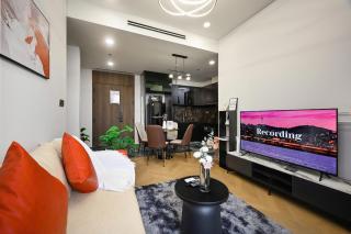 Rose Haven Lumiere Riverside Apartment - 6