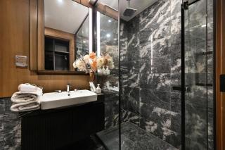 Rose Haven Lumiere Riverside Apartment - 3