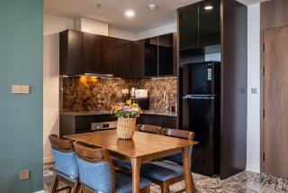 Rose Haven Lumiere Riverside Apartment - 4