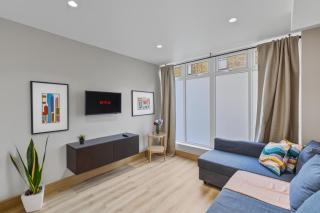 Comfort & Style-3BR Flat near St Pancras London - 0