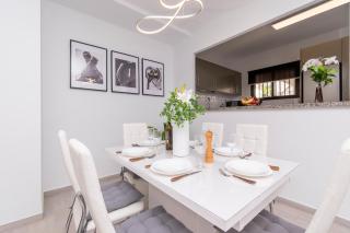 Cristian Sur Luxury 2 Bedroom Apartment - 3