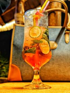 Elma Suites and Lounge - 8