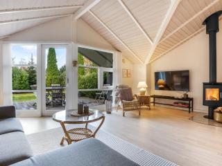 Holiday Home Lirim - 400m from the sea by Interhome - 9