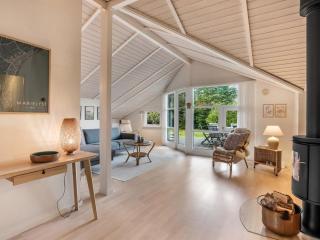 Holiday Home Lirim - 400m from the sea by Interhome - 4