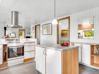Holiday Home Tamina - 800m to the fjord by Interhome - 3