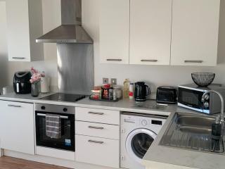 Cosy Apartment with great Wi-Fi, City Centre - 6